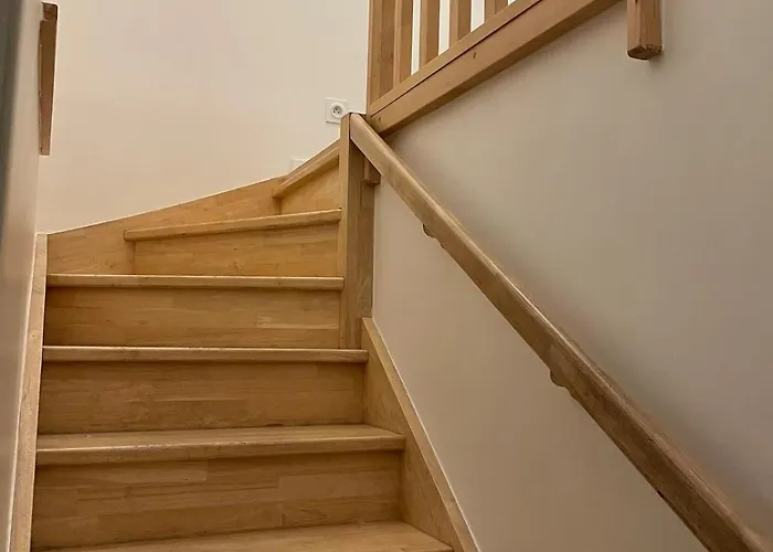 2 Chambres, 50 M Et Commerces Et Parking 公寓 莱萨布勒-多洛讷