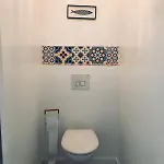 2 Chambres, 50 M Et Commerces Et Parking *