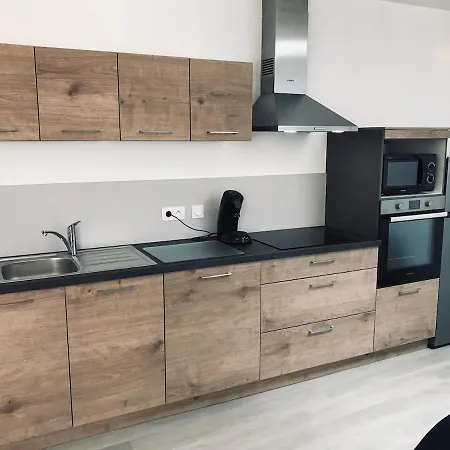 شقة 2 Chambres, 50 M Et Commerces Et Parking لي سابلِ دولونْ