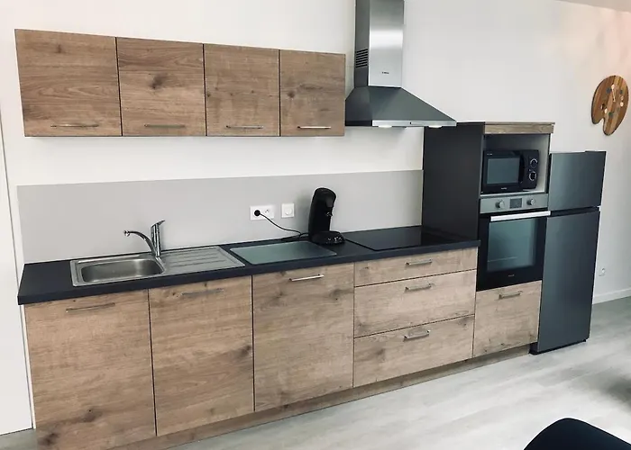 Apartment 2 Chambres, 50 M Et Commerces Et Parking Les Sables-d'Olonne